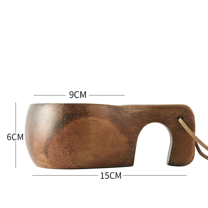 Caneca de Madeira Nórdica com Alça e Corda Suspensa - Casa Terroir