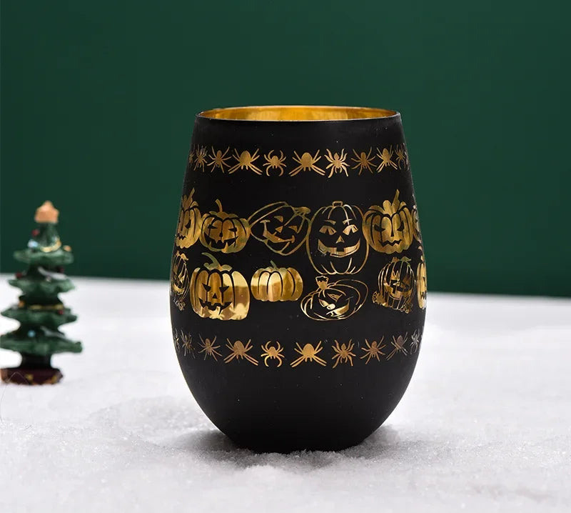 Vidro do vinho tinto, cálice colorido, cerveja home, 1 parte