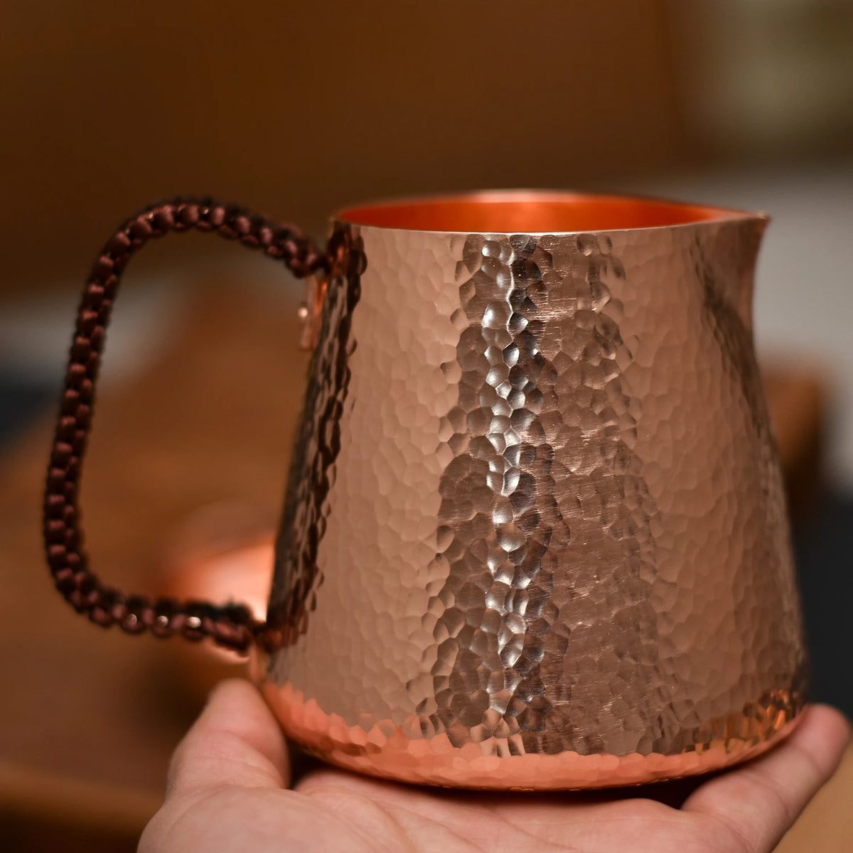 Handmade Turco Grego e Árabe Coffee Pot com Cabo De Madeira, Ibrik Leite Jarro, Handmade Jarro, Cobre Puro, Cafeteira, 1Pc