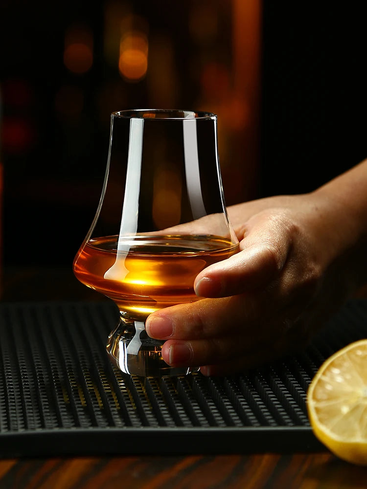 Cristal artesanal, Aroma Cup, Uísque