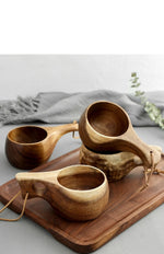 Caneca de Madeira Nórdica com Alça e Corda Suspensa - Casa Terroir